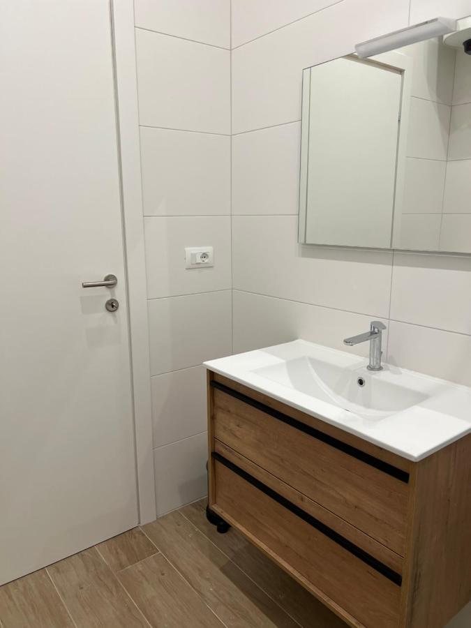 Citywise Vittorio - Independent Apartment Near Bari Central Station Екстериор снимка
